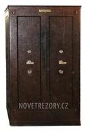 Kvalitní trezorová skříň Ajax-Werk / Joh.Otto Groser - BAZAR