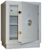 Dvouplášťový trezor 